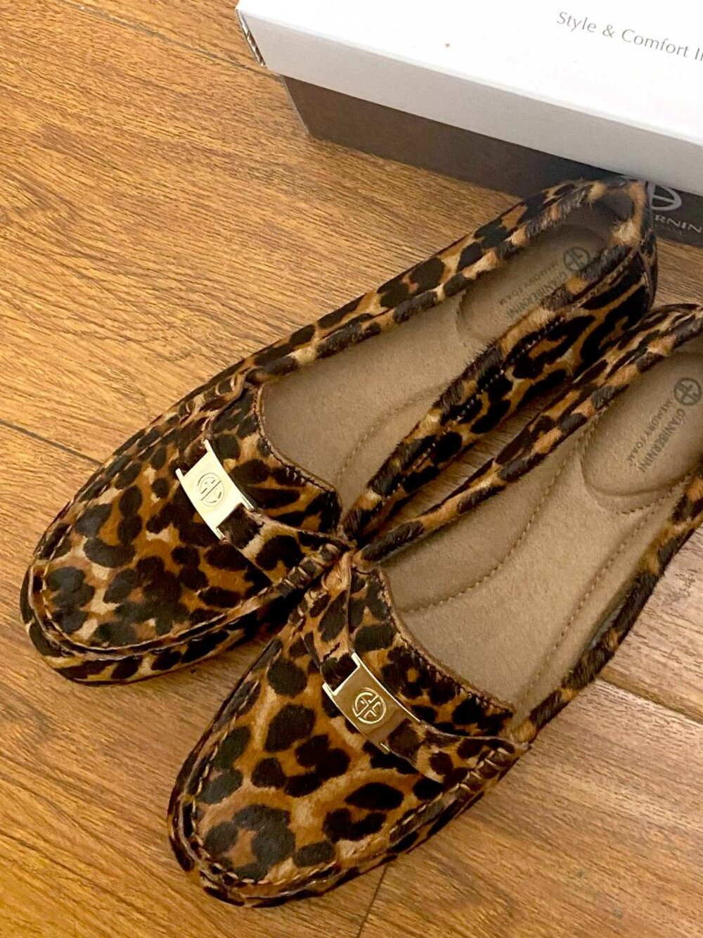 NWB Giani Bernini Womens Slip On Calf Hair Loafers Brown, Leopard, size 7 W